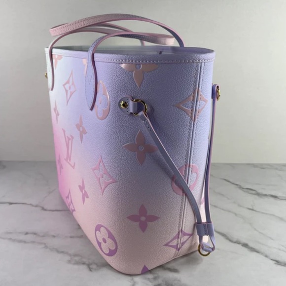Louis Vuitton Sunrise Pastel Monogram Giant Spring In The City Neverfull MM Tote - Picture 1 of 6